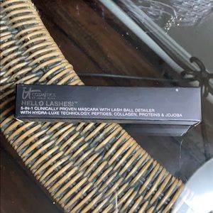 it cosmetics Makeup - It Cosmetics HELLO LASHES! it cosmetics Makeup - It Cosmetics HELLO LASHES!